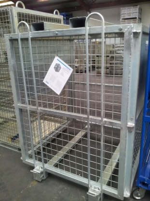 brick-cage-flat-packed